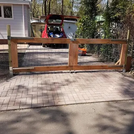 Chalet Serene Hoenderloo