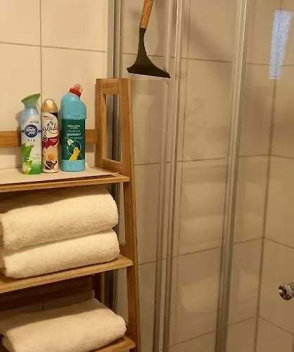 Serene هونديرلو